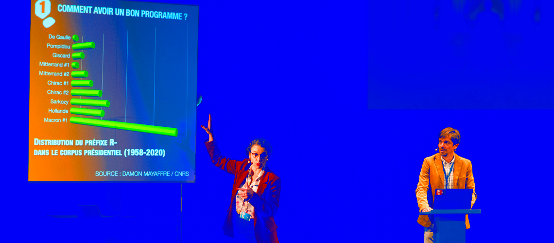 Une image contenant texte, habits, Bleu électrique, personne

Le contenu généré par l’IA peut être incorrect.